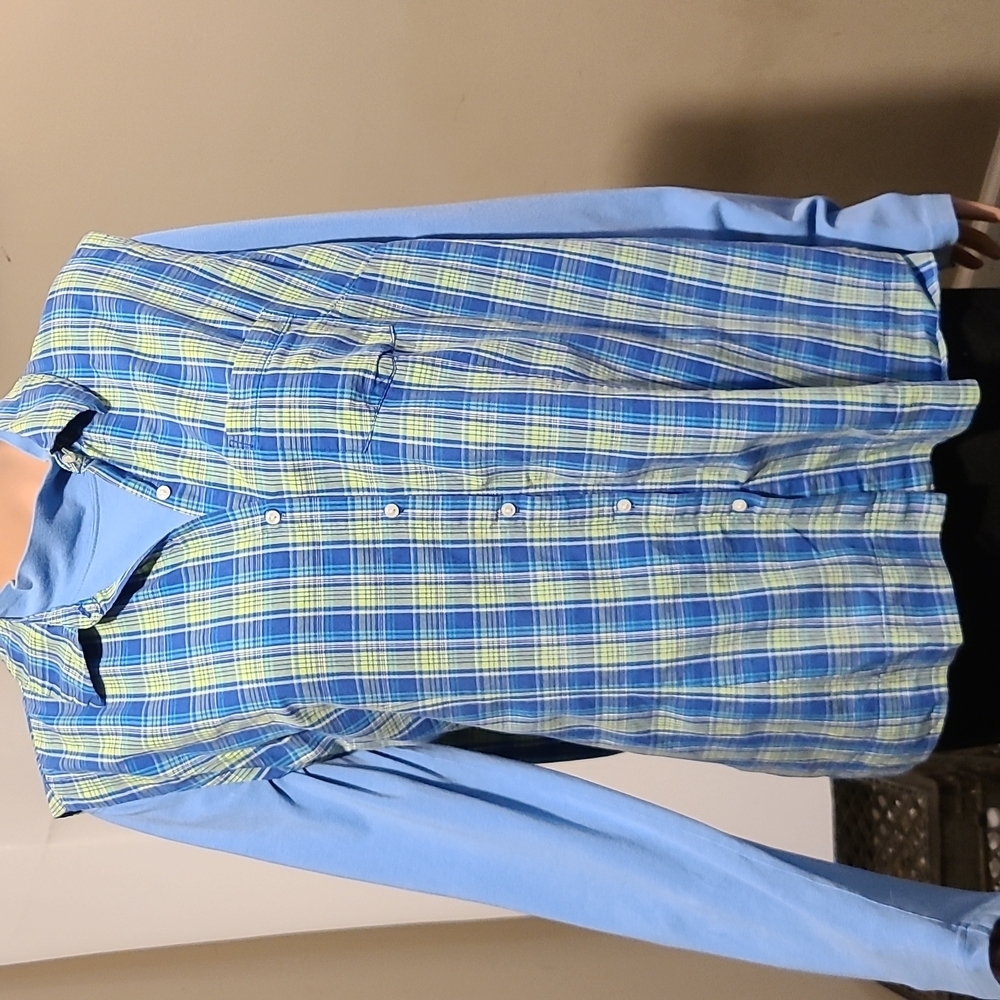 Mountain Lakes II Green Blue Plaid Sleeveless Button up
